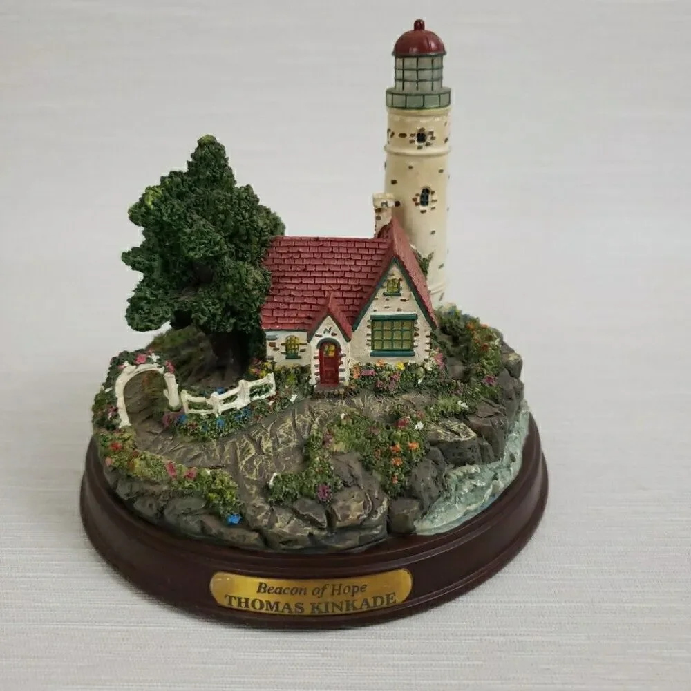 Thomas Kinkade Beacon of Hope Seaside Memories Lighted Lighthouse Figurine
